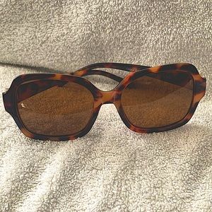 Women’s Foster Grant’s Polarized UV Protective Sunglasses